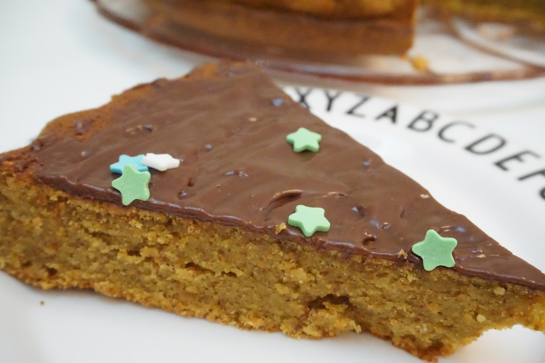 Saftiger gesunder Karottenkuchen mit Mandeln - Haddu Möhren? * Tagaustagein