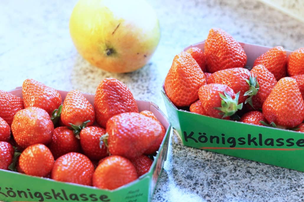 12-von-12-Alltagshaeppchen-Erdbeeren-Mango