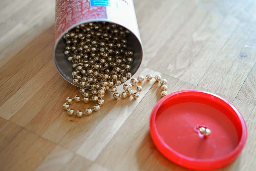 Adventsdeko und Christbaumschmuck übersichtlich aufbewahren - Ordnung