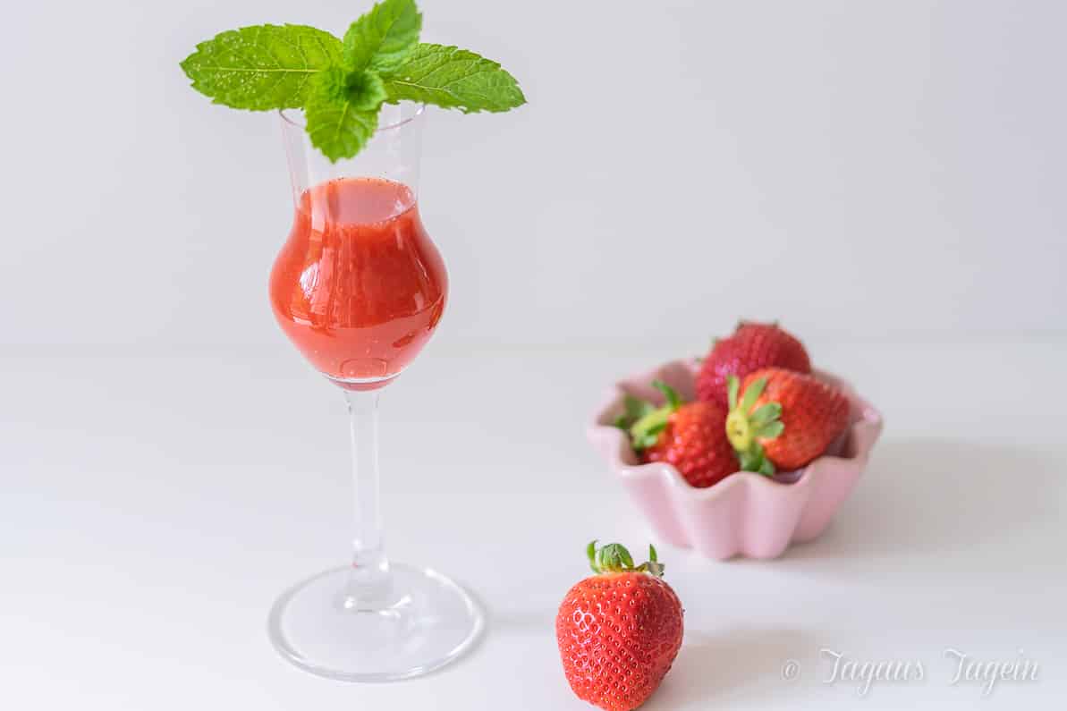 Erdbeerlimes selber machen in 10 Minuten - Thermomix-Rezept
