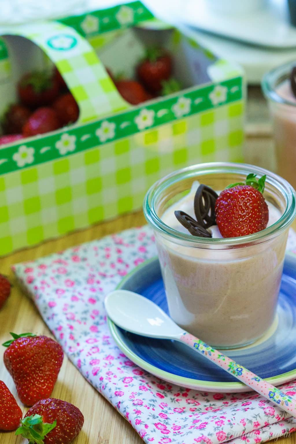 Rhabarber Erdbeer Mousse - Dessert Rezept aus dem Thermomix®