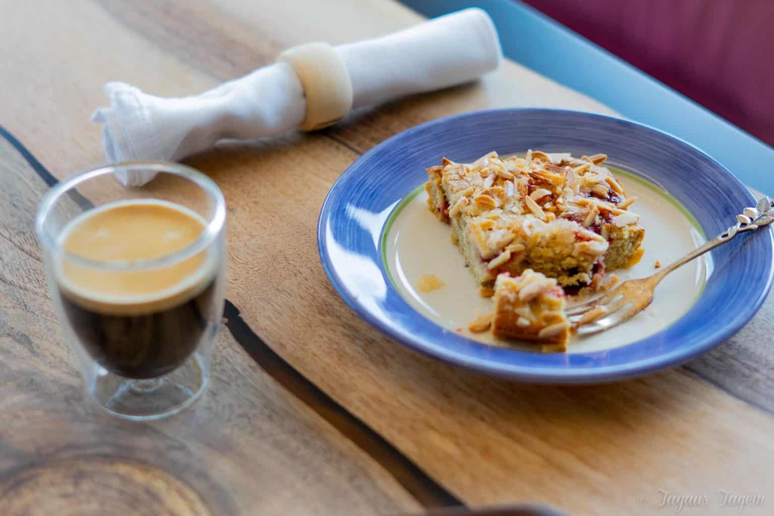 Rezept für italienischen Blitzkuchen mit Mandeln vom Blech